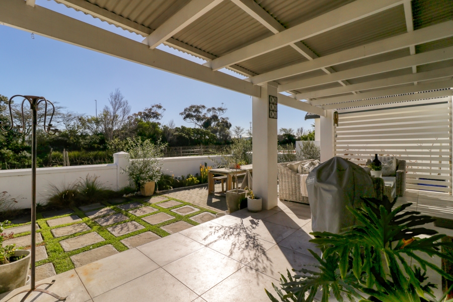 3 Bedroom Property for Sale in Croydon Vineyard Estate Western Cape